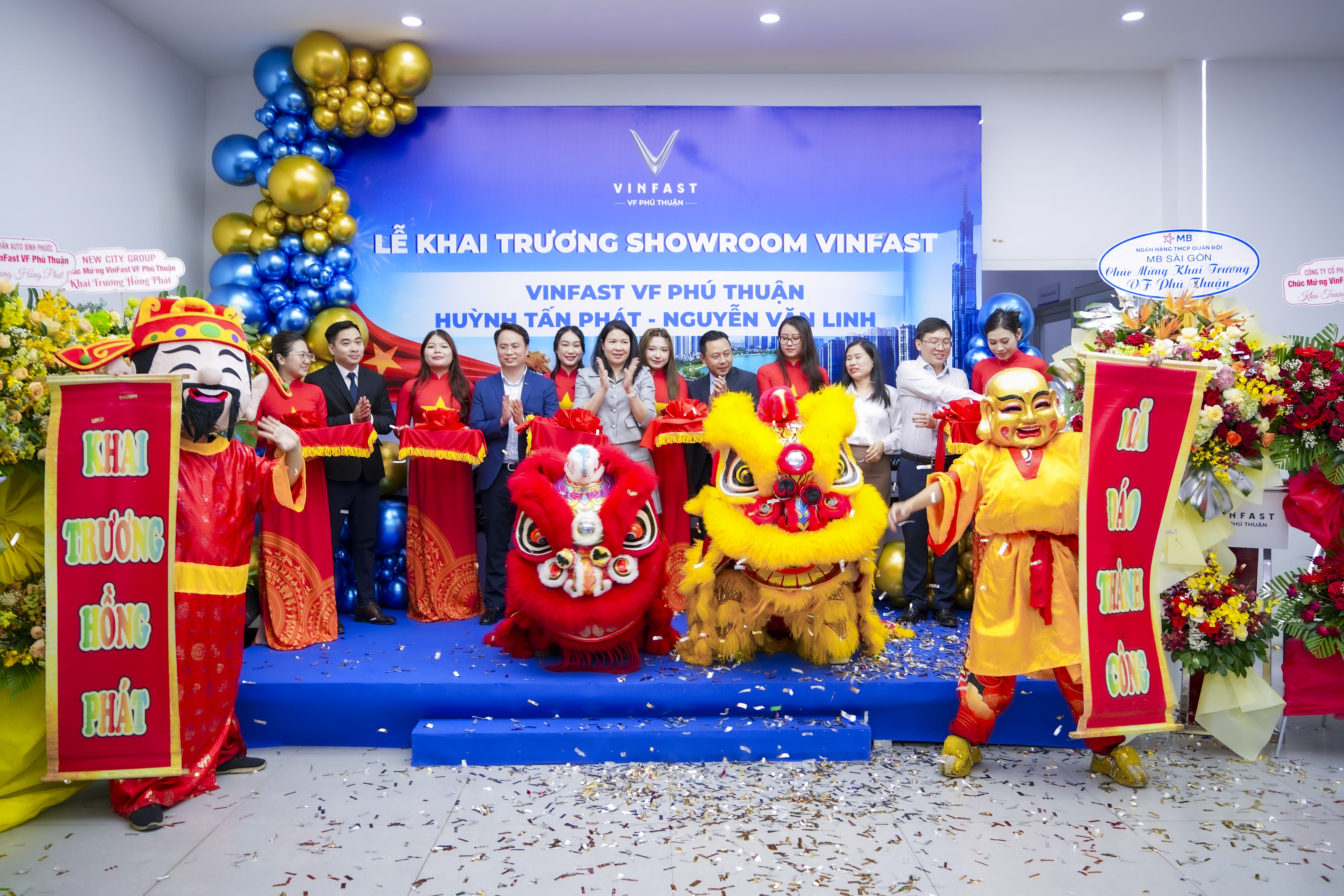 Khai trương Vinfast VF Phú Thuận